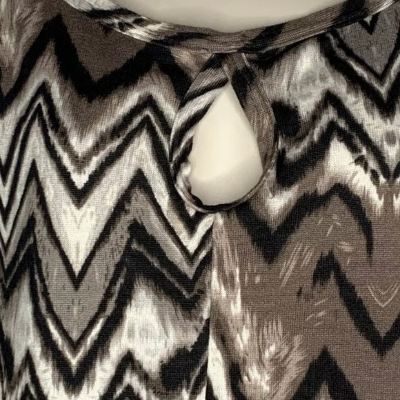 4/$35 KLATT M Geometric design Gray White black - Picture 2 of 6